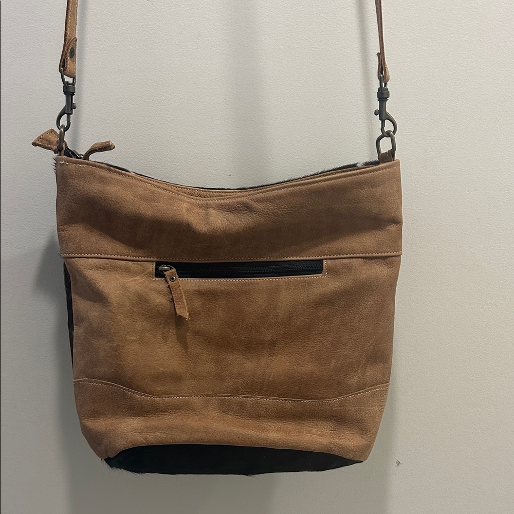 Like New! Euc Myra Bag Patchwork Cowhide Shoulder… - image 2